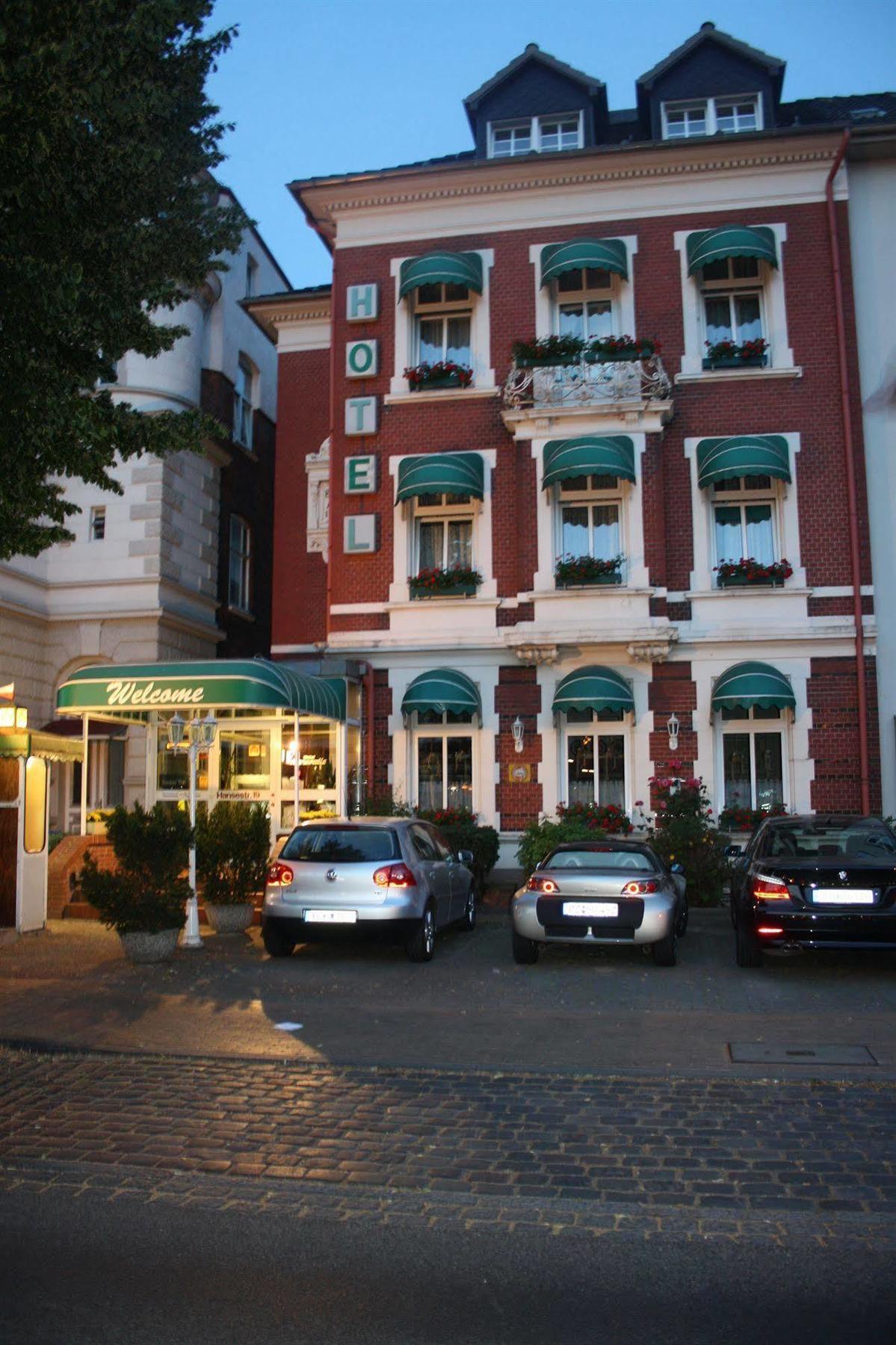 Hotel Hanseatic Lubeck Exterior photo